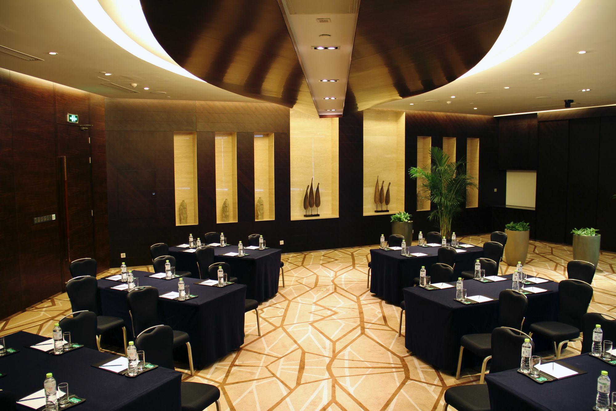 Wyndham Garden Yuhuan Downtown Hotel Taizhou  Buitenkant foto